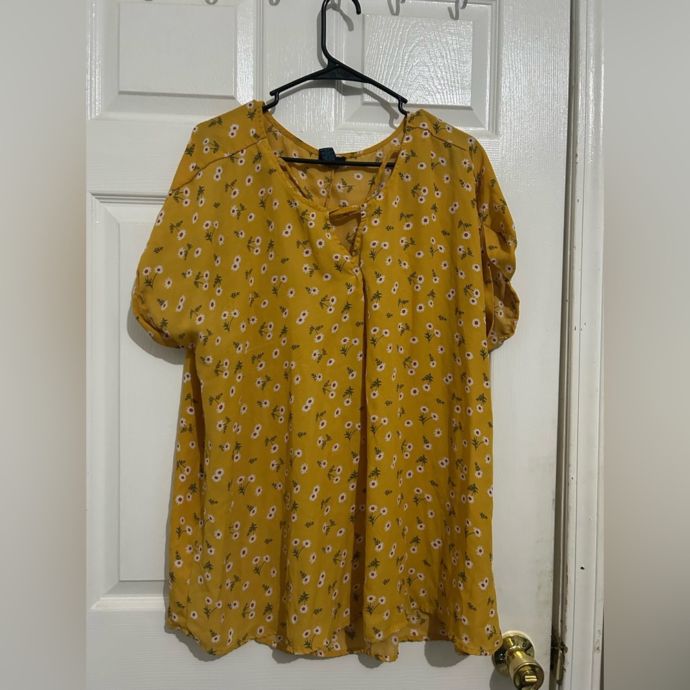 Rue21 Mustard Floral Blouse